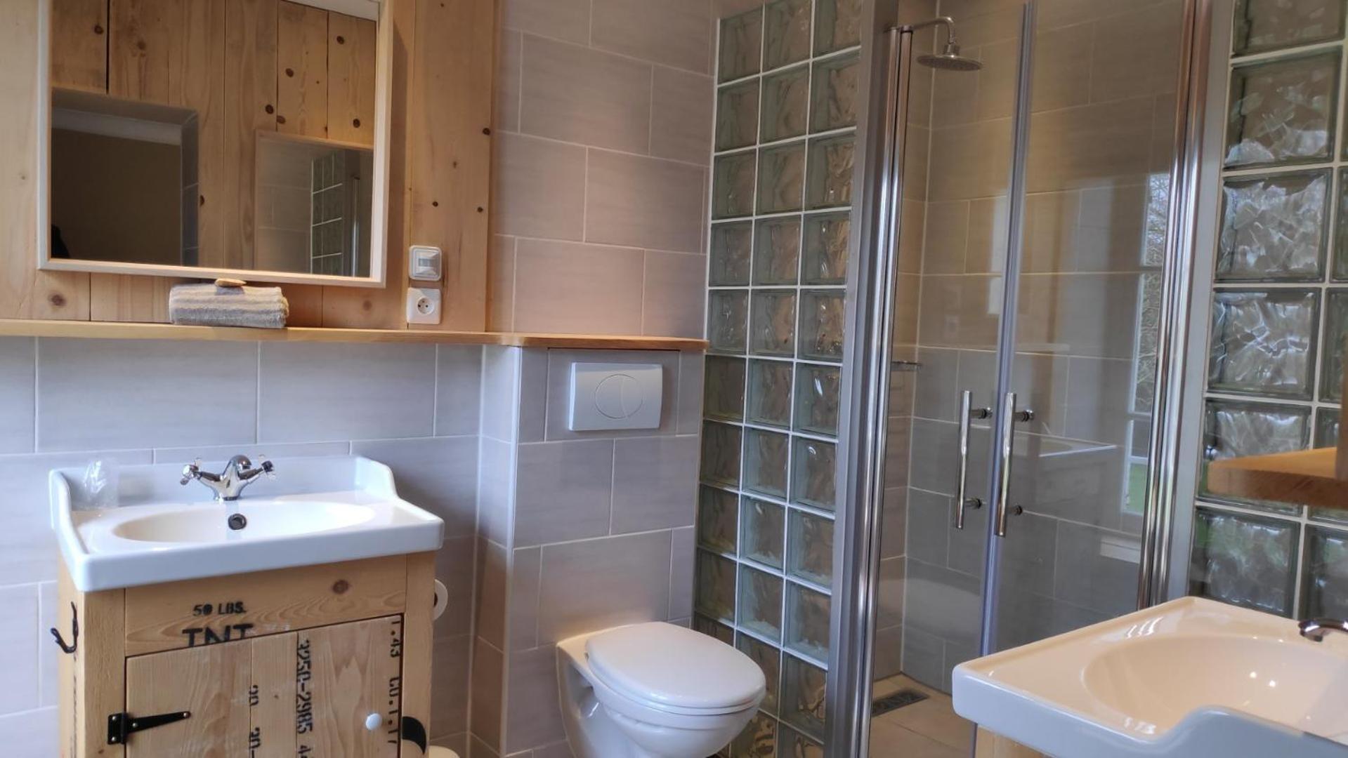 Carentan-les-Marais Domaine Airborne B&B 객실 사진