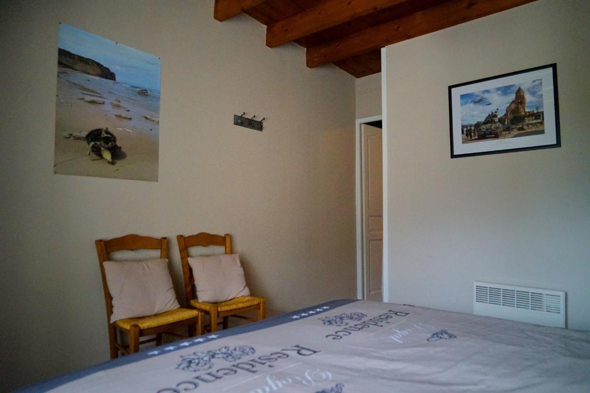 Carentan-les-Marais Domaine Airborne B&B 객실 사진